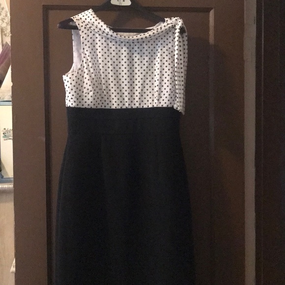 Black and white fitted dress - Picture 1 of 6